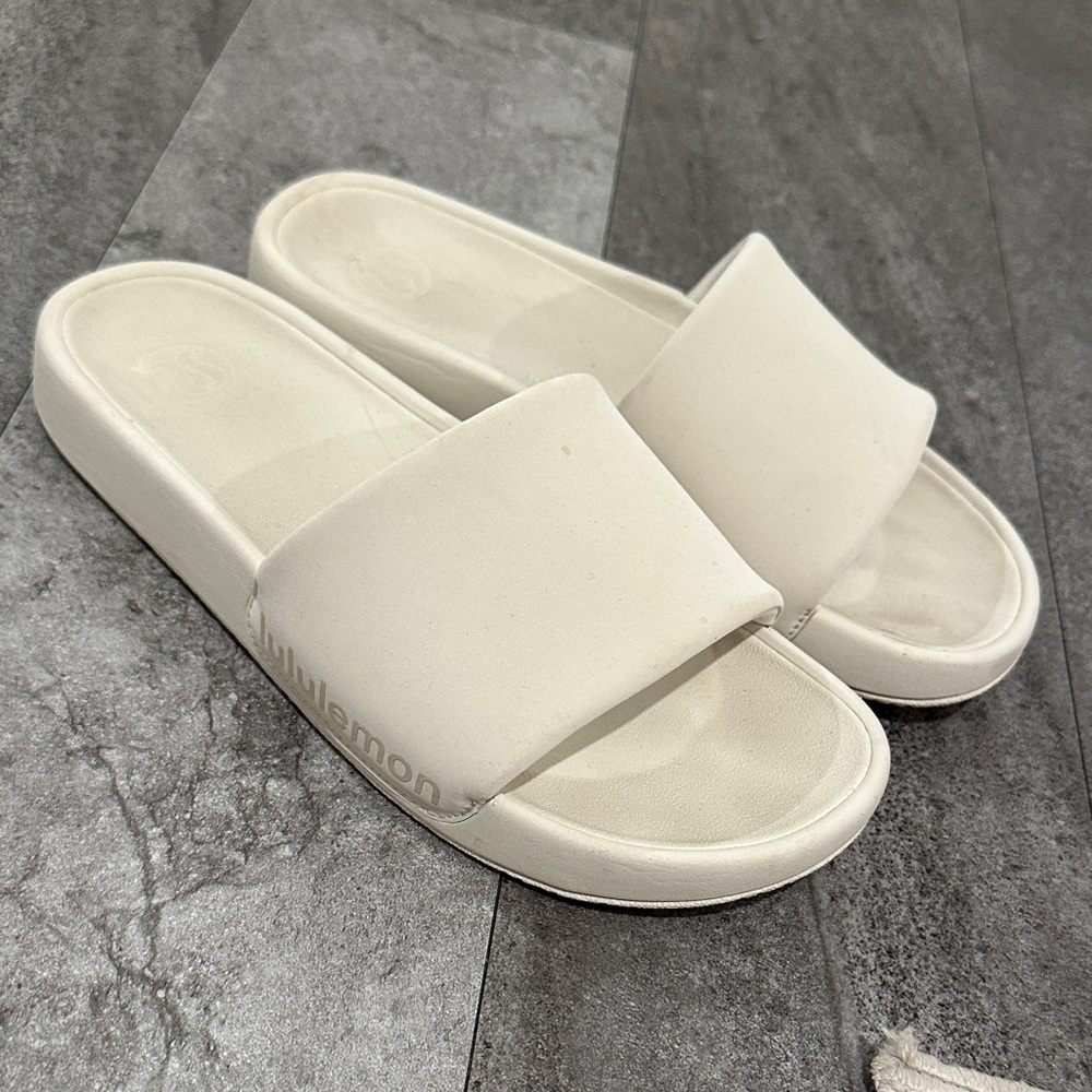 lululemon athletica Women's Off White Slide Slippers